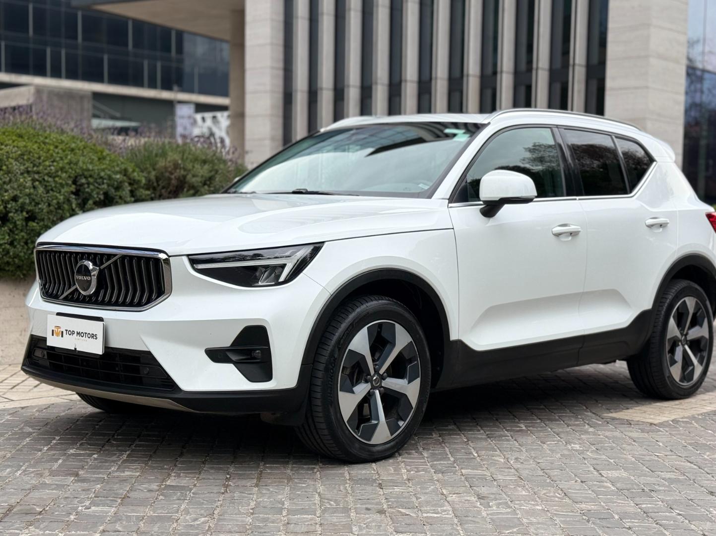 Volvo XC40 2023 (1/22)