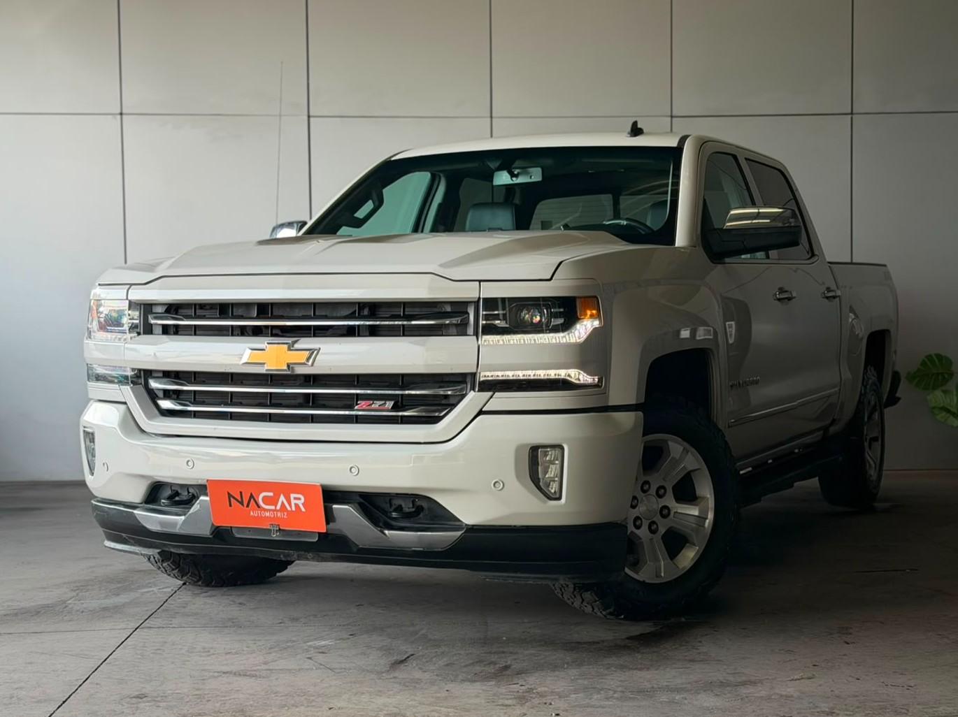 Chevrolet SILVERADO 2018 (1/15)