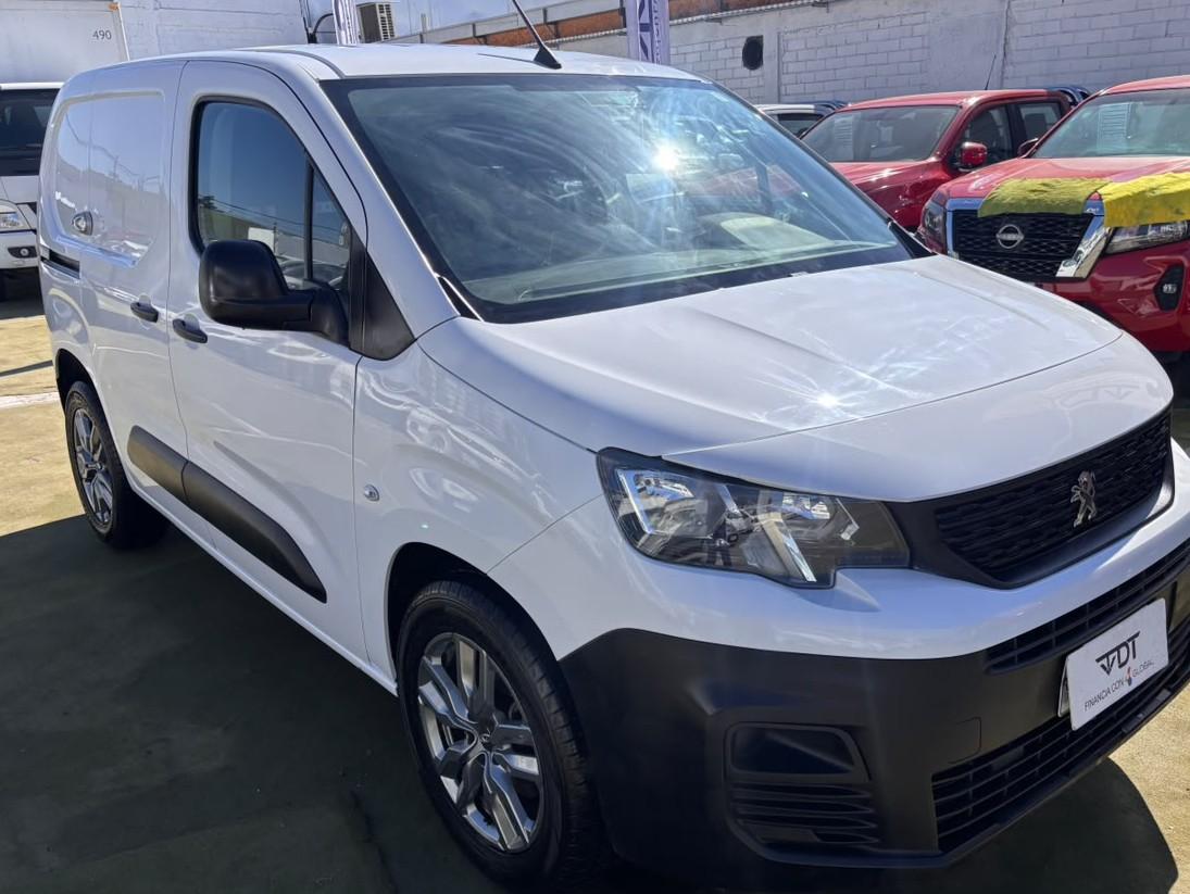 Peugeot PARTNER 2023 (1/10)