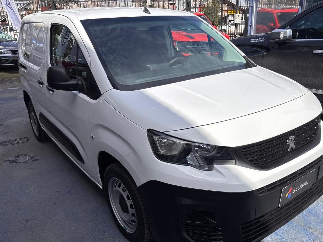 Peugeot PARTNER 2021 (1/10)